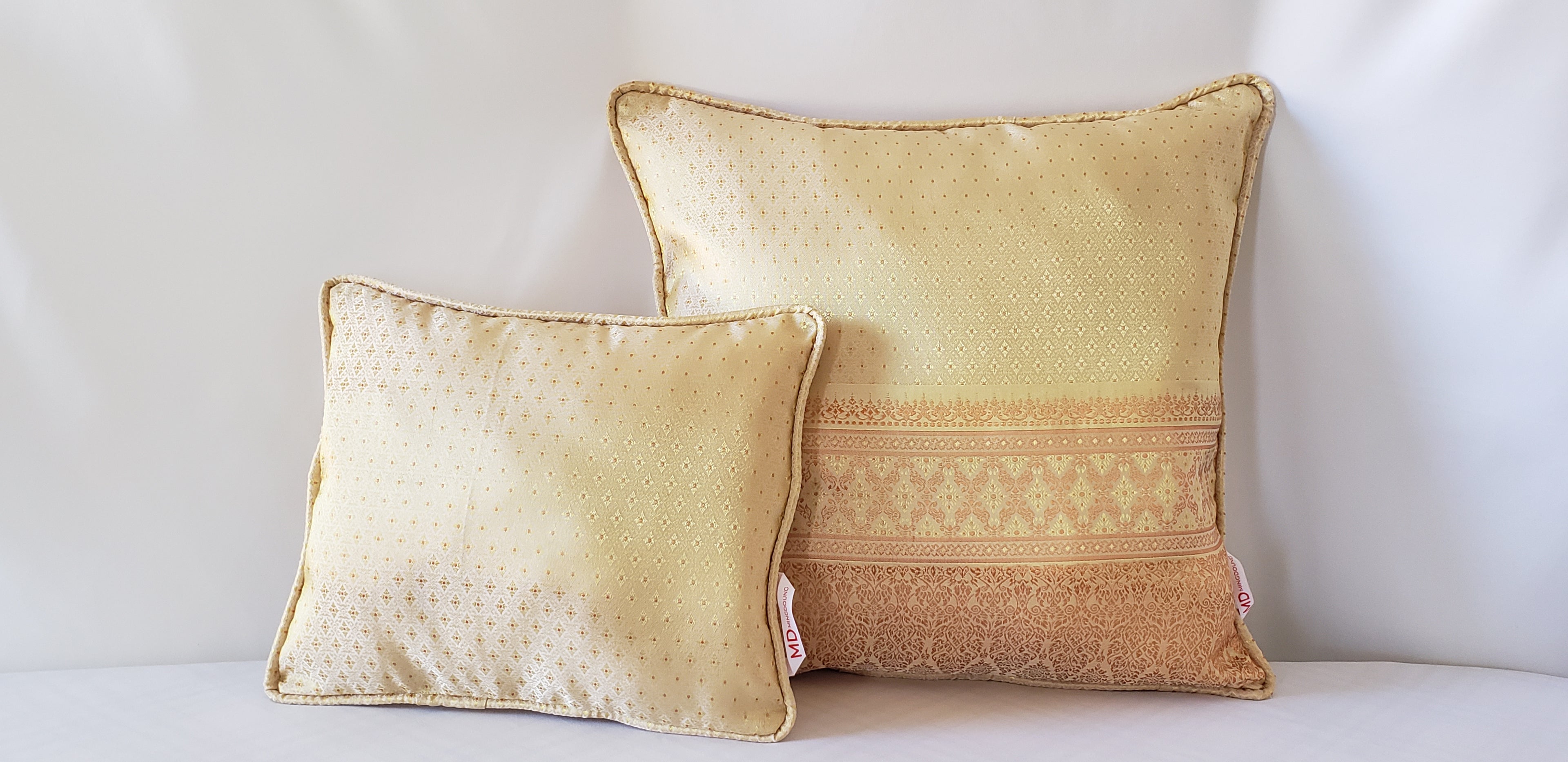 Jacquard 2-Piece Set Pillows