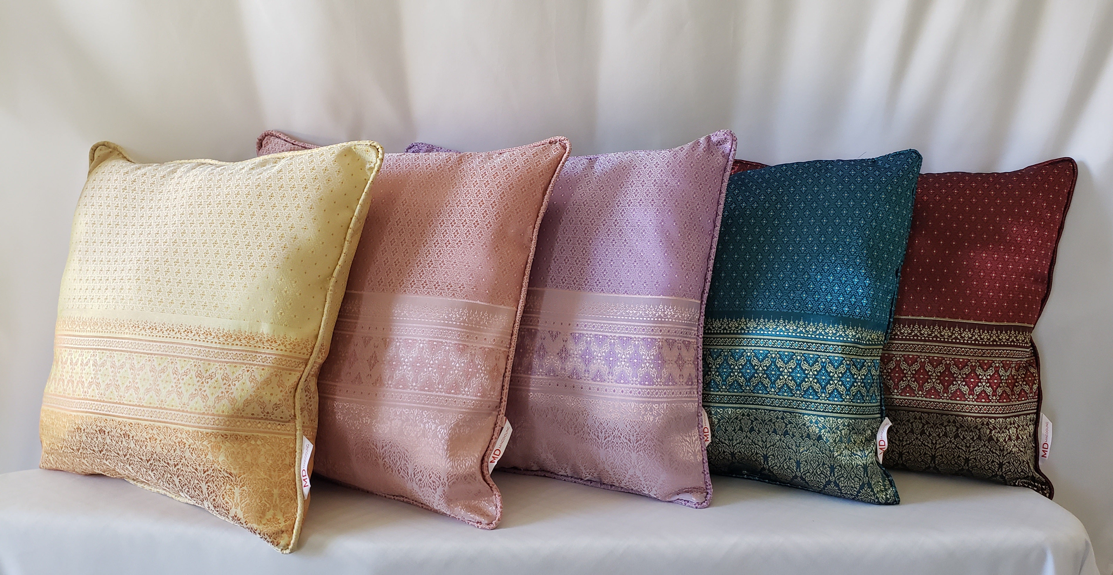 Jacquard 2-Piece Set Pillows